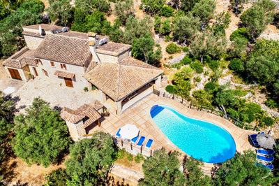Pool der Finca Encinas bei Pollença, Mallorca
