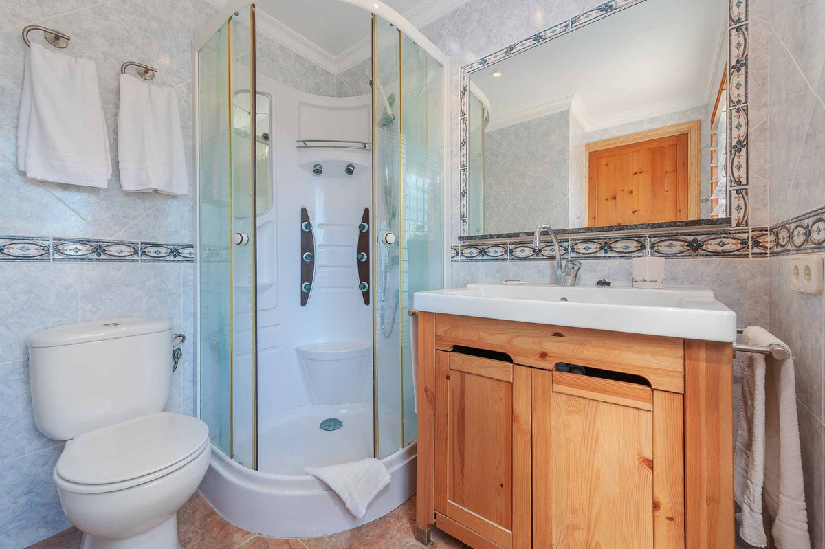 Badezimmer der Finca Es Palmerar bei Port de Pollença, Mallorca