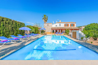 Pool der Finca Es Palmerar bei Port de Pollença, Mallorca