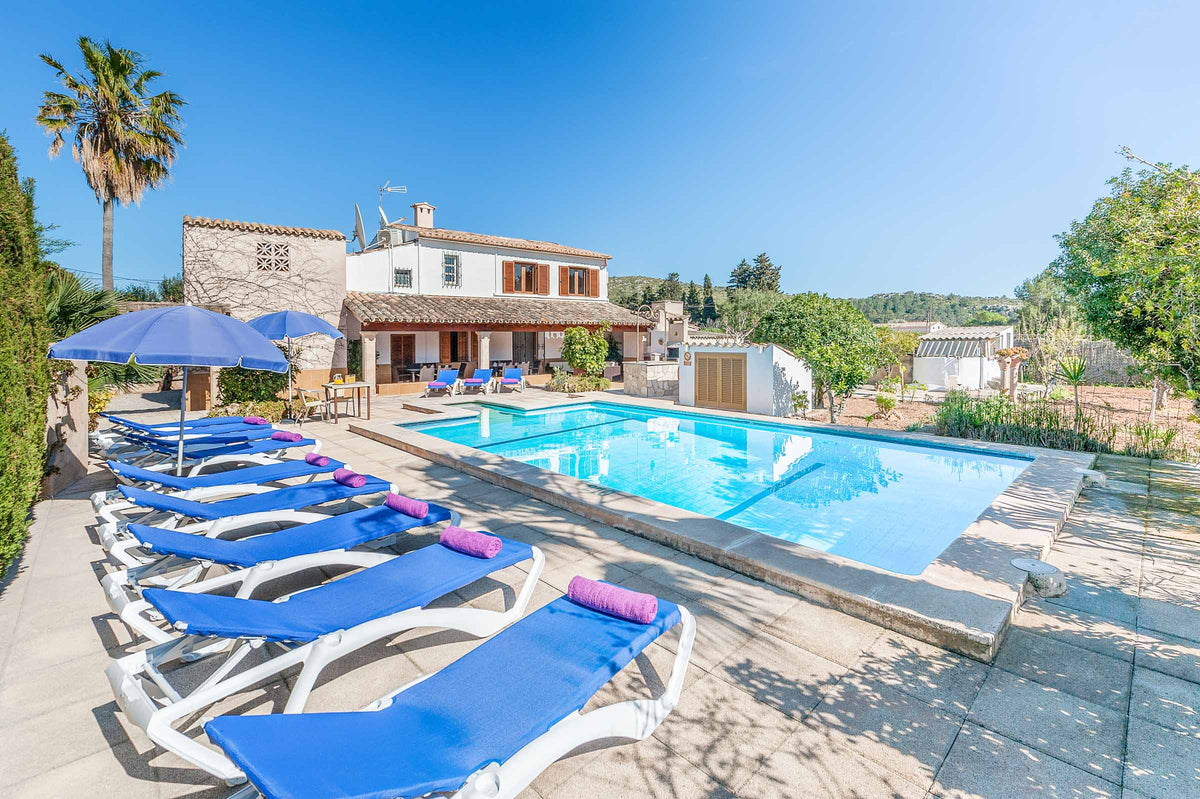 Pool der Finca Es Palmerar bei Port de Pollença, Mallorca