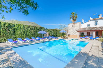 Pool der Finca Es Palmerar bei Port de Pollença, Mallorca