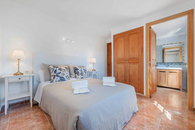 Schlafzimmer der Finca Es Palmerar bei Port de Pollença, Mallorca