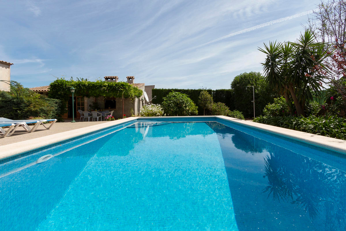 Pool der Finca Es Panadet bei Pollença, Mallorca