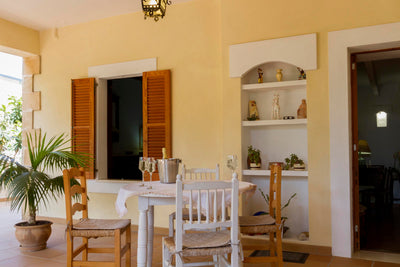 Terrasse der Finca Es Panadet bei Pollença, Mallorca