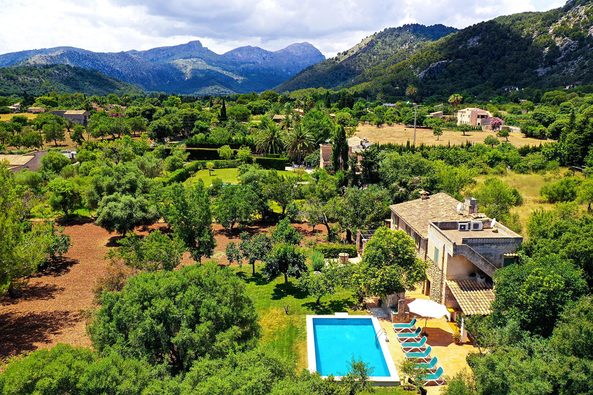 Pool der Finca Es Picot bei Pollença, Mallorca