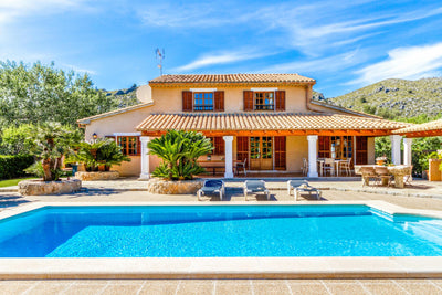 Pool der Finca Es Reiet bei Pollença, Mallorca