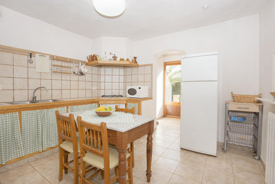 Küche der Finca Es Taronger bei Santanyí, Mallorca
