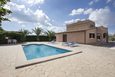 Pool der Finca Es Taronger bei Santanyí, Mallorca