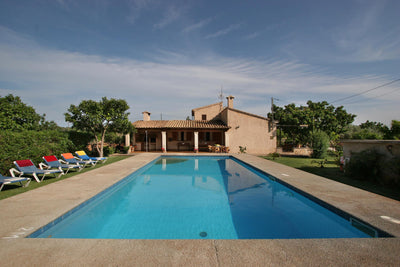 Pool der Finca Fontbella bei Port de Pollença, Mallorca