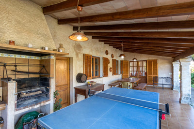 Terrasse der Finca Fontbella bei Port de Pollença, Mallorca