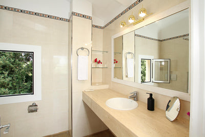 Badezimmer der Finca La Encina bei Pollença, Mallorca