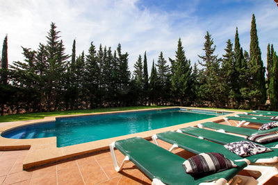 Pool der Finca Miracosta bei Pollença, Mallorca