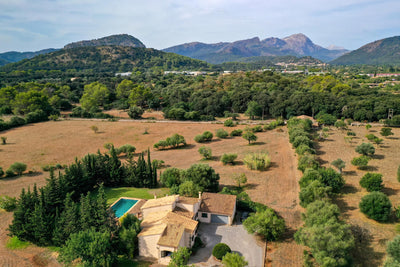 Pool der Finca Miracosta bei Pollença, Mallorca