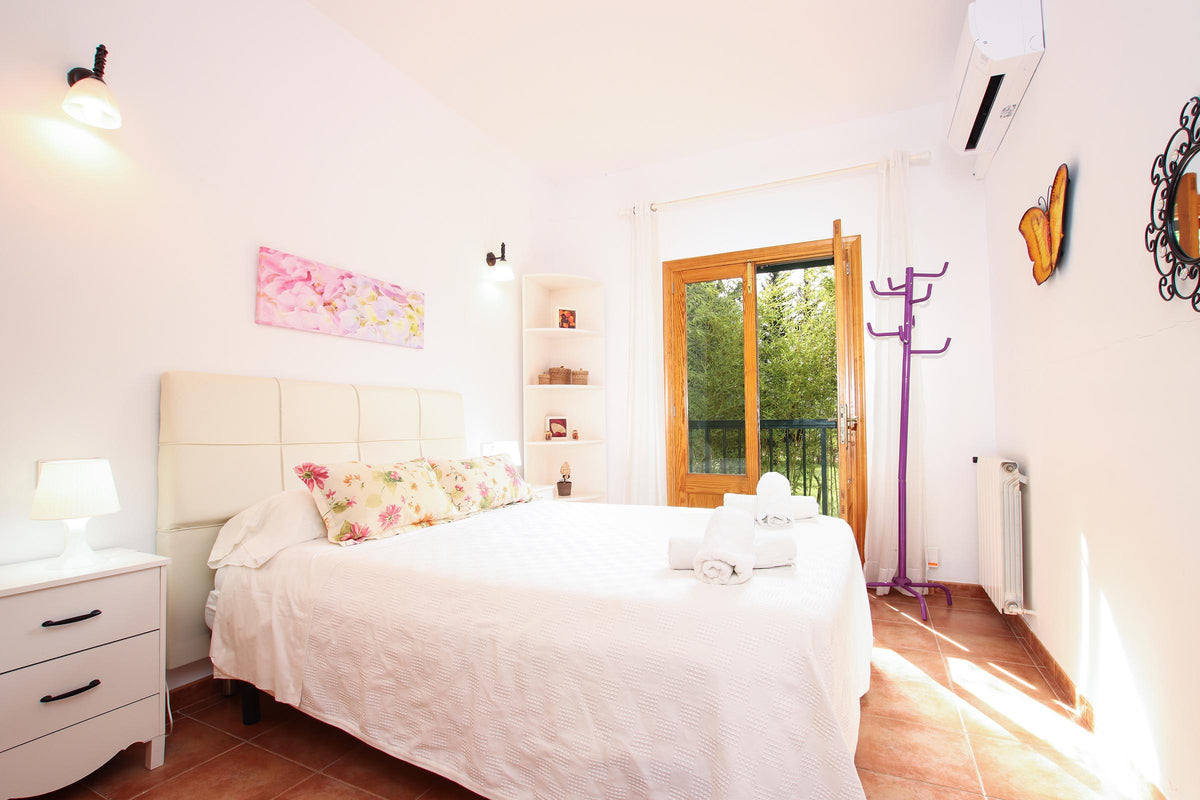 Schlafzimmer der Finca Miracosta bei Pollença, Mallorca