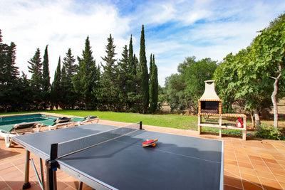 Terrasse der Finca Miracosta bei Pollença, Mallorca
