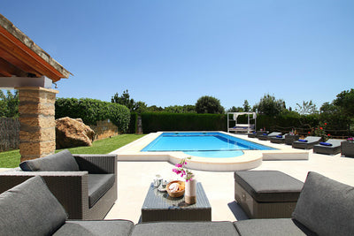 Pool der Finca Monteluz bei Pollença, Mallorca