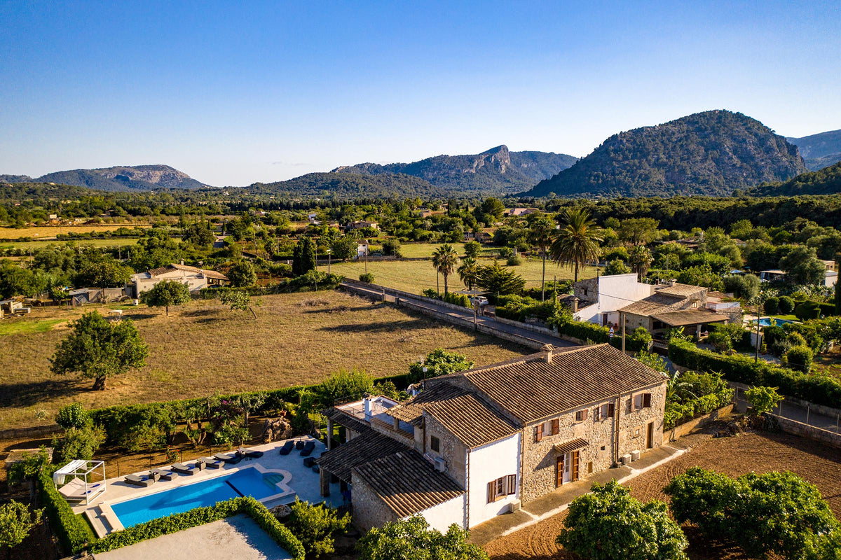Pool der Finca Monteluz bei Pollença, Mallorca