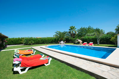 Pool der Finca Nobleza bei Alcúdia, Mallorca