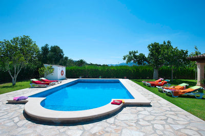 Pool der Finca Nobleza bei Alcúdia, Mallorca