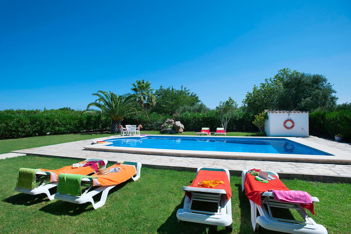 Pool der Finca Nobleza bei Alcúdia, Mallorca