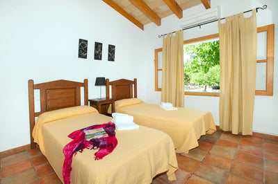 Schlafzimmer der Finca Nobleza bei Alcúdia, Mallorca