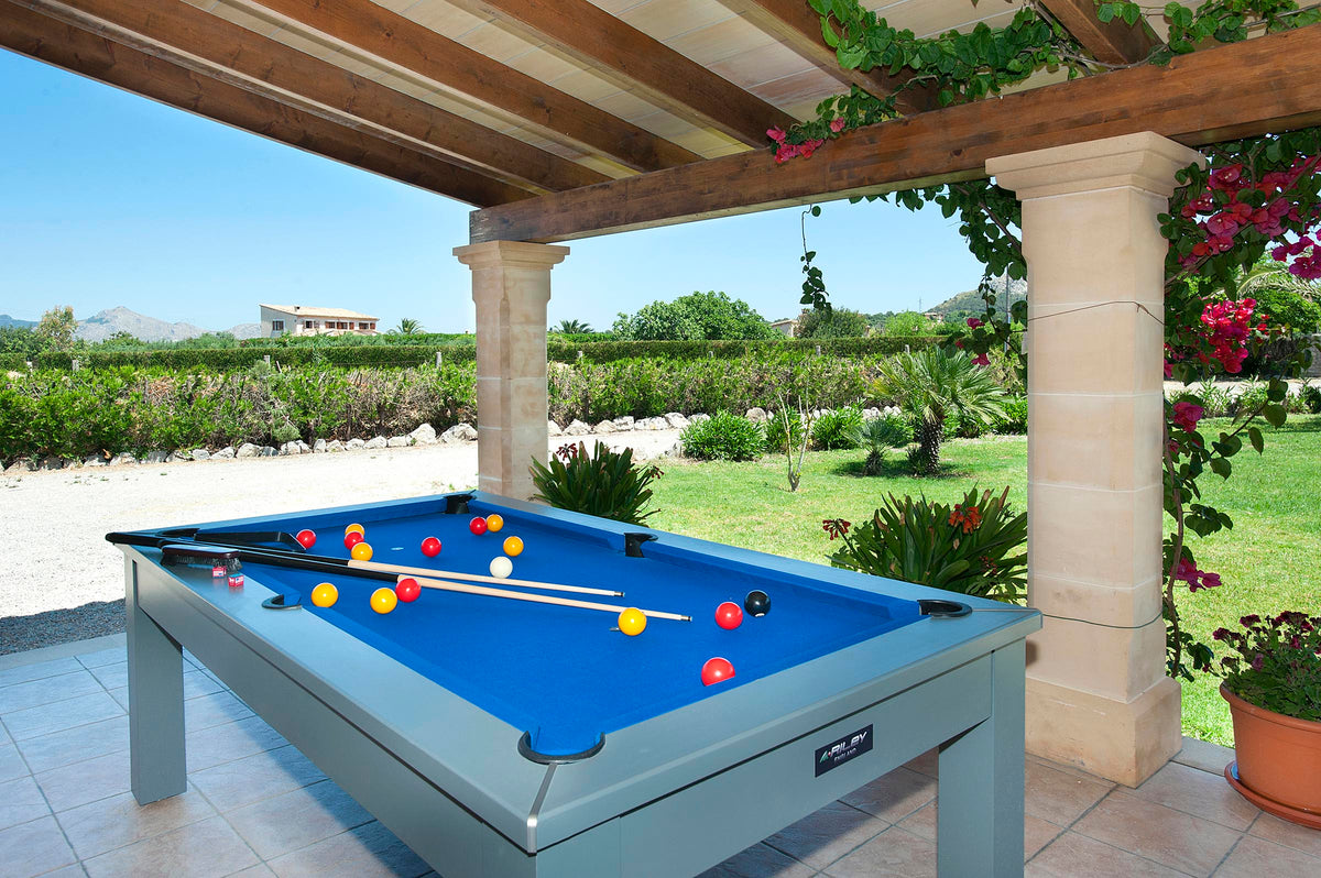 Terrasse der Finca Nobleza bei Alcúdia, Mallorca