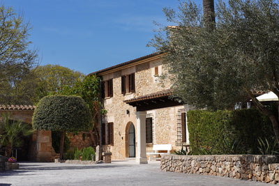 Außenansicht der Finca Palma Papa bei Cala Sant Vicenç, Mallorca