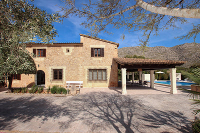 Blick auf das Haus der Finca Palma Papa bei Cala Sant Vicenç, Mallorca