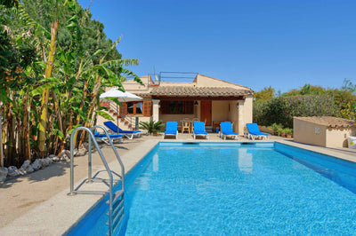 Pool der Finca Sa Calma bei Pollença, Mallorca