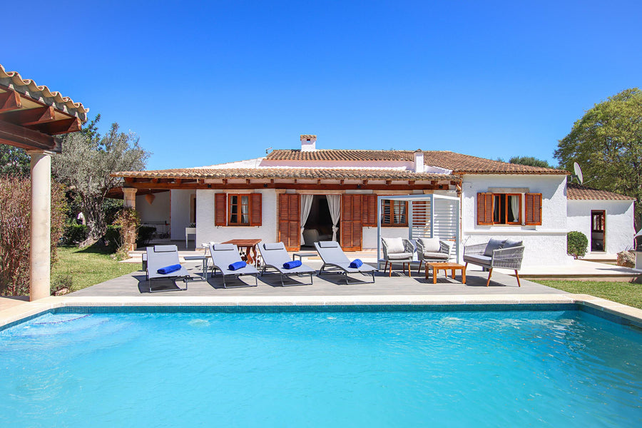 Pool der Finca Sa Felicitat bei Pollença, Mallorca