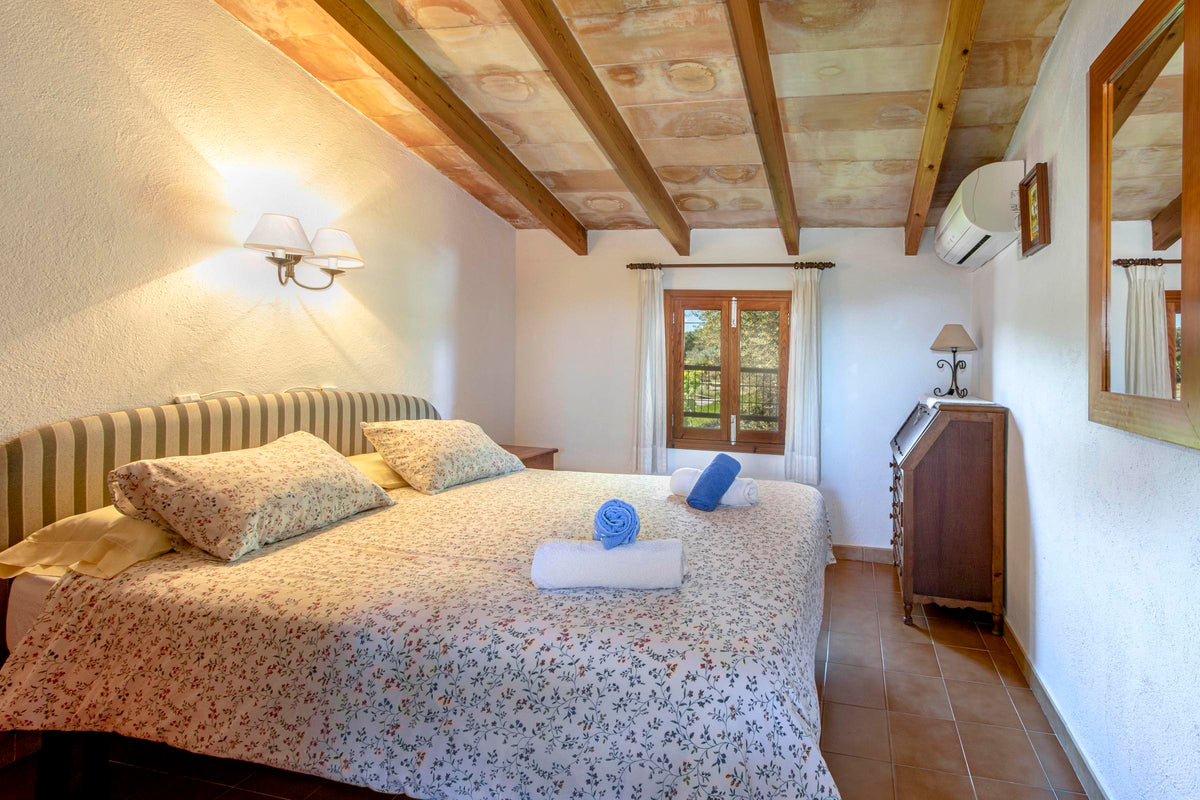 Schlafzimmer der Finca Sa Pedra bei Pollença, Mallorca