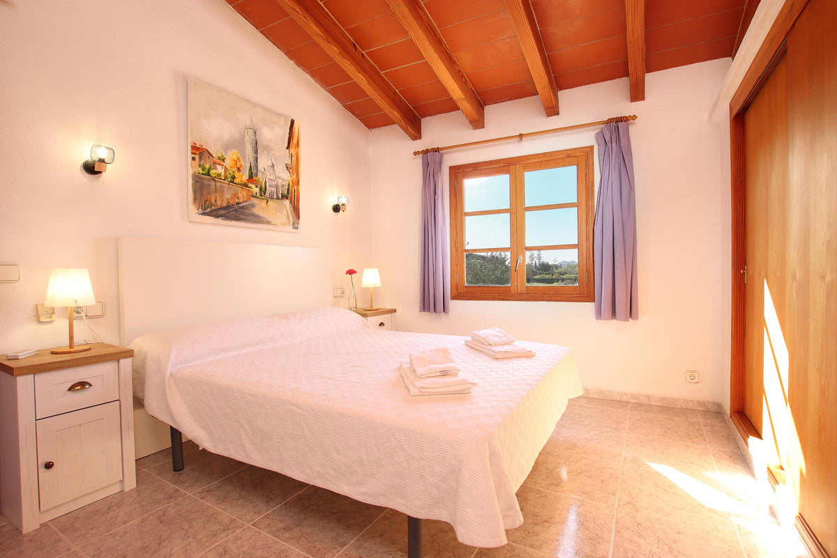 Schlafzimmer der Finca Sa Vinya bei Pollença, Mallorca