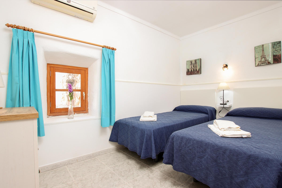 Schlafzimmer der Finca Sa Vinya bei Pollença, Mallorca