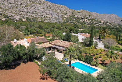 Pool der Finca Son Celesti bei Pollença, Mallorca