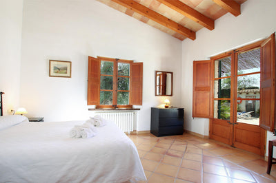 Schlafzimmer der Finca Son Celesti bei Pollença, Mallorca