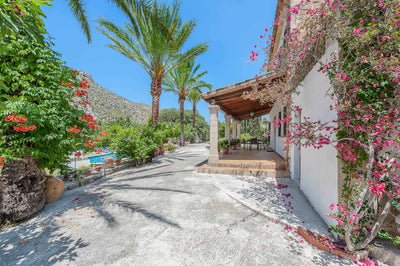 Terrasse der Finca Son Florit bei Cala Sant Vicenç, Mallorca