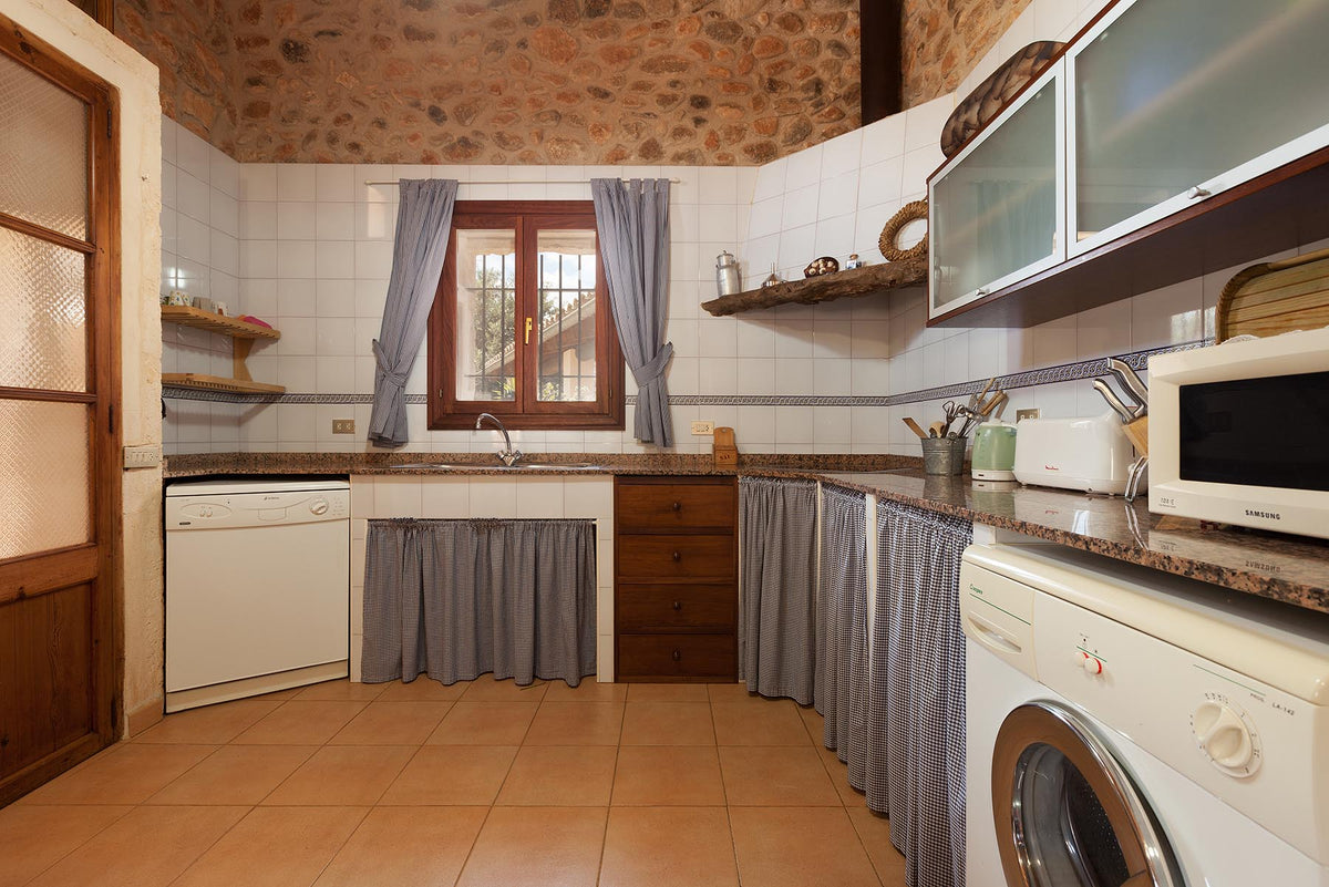 Küche der Finca Son Frari bei Búger, Mallorca