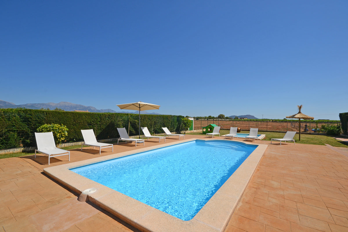 Privater Pool der Finca Son Lluny bei Sencelles, Mallorca