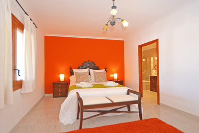 Schlafzimmer der Finca Son Lluny bei Sencelles, Mallorca