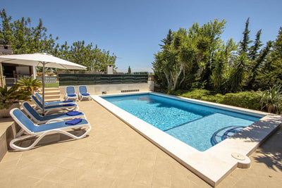 Pool der Finca Son Puig bei Pollença, Mallorca