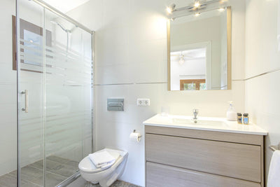 Badezimmer der Finca Voramar Real bei Cala Sant Vicenç, Mallorca