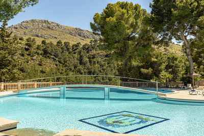 Pool der Finca Voramar Real bei Cala Sant Vicenç, Mallorca