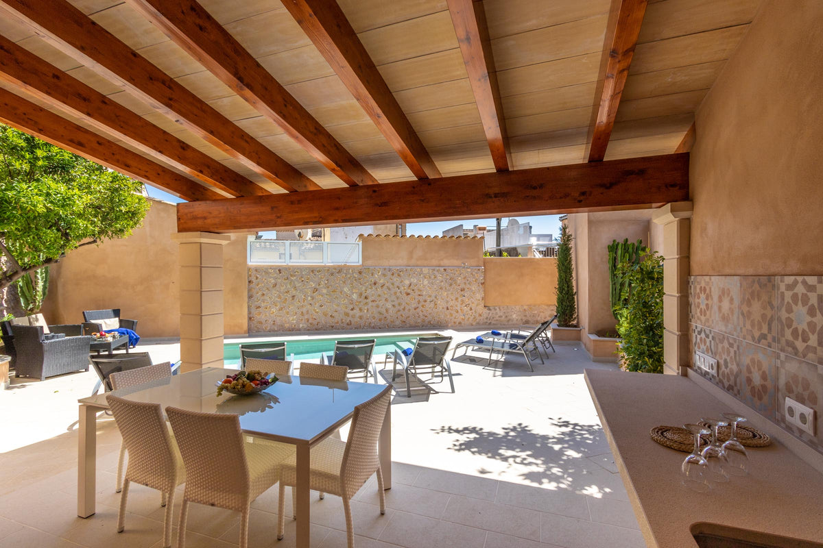 Pool der Finca La Perla d’Horta bei Pollença, Mallorca