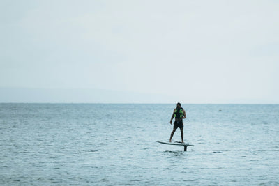Symbolfoto: eFoil auf ruhigem Meer