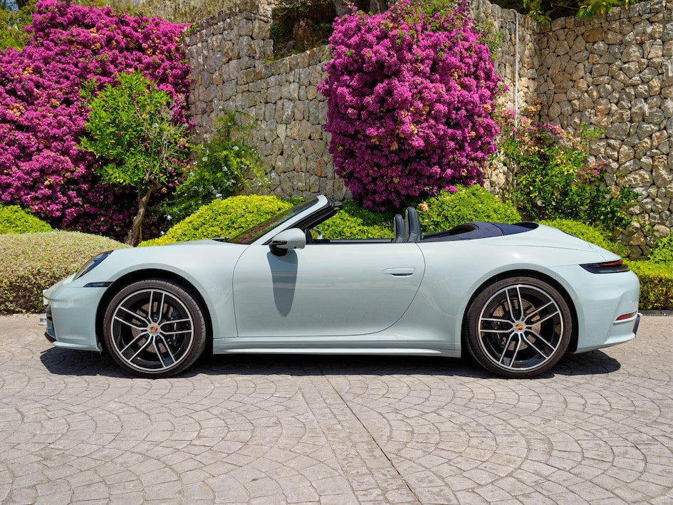 Porsche 911 Cabrio (992.2) mieten auf Mallorca – SG Sportwagen
