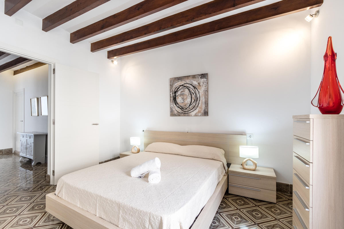 Schlafzimmer des Stadthauses Sa Pedra bei Pollença, Mallorca