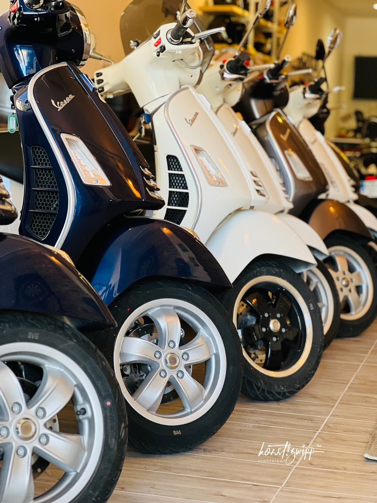 Vespa Primavera und GTS im Verleih in Peguera