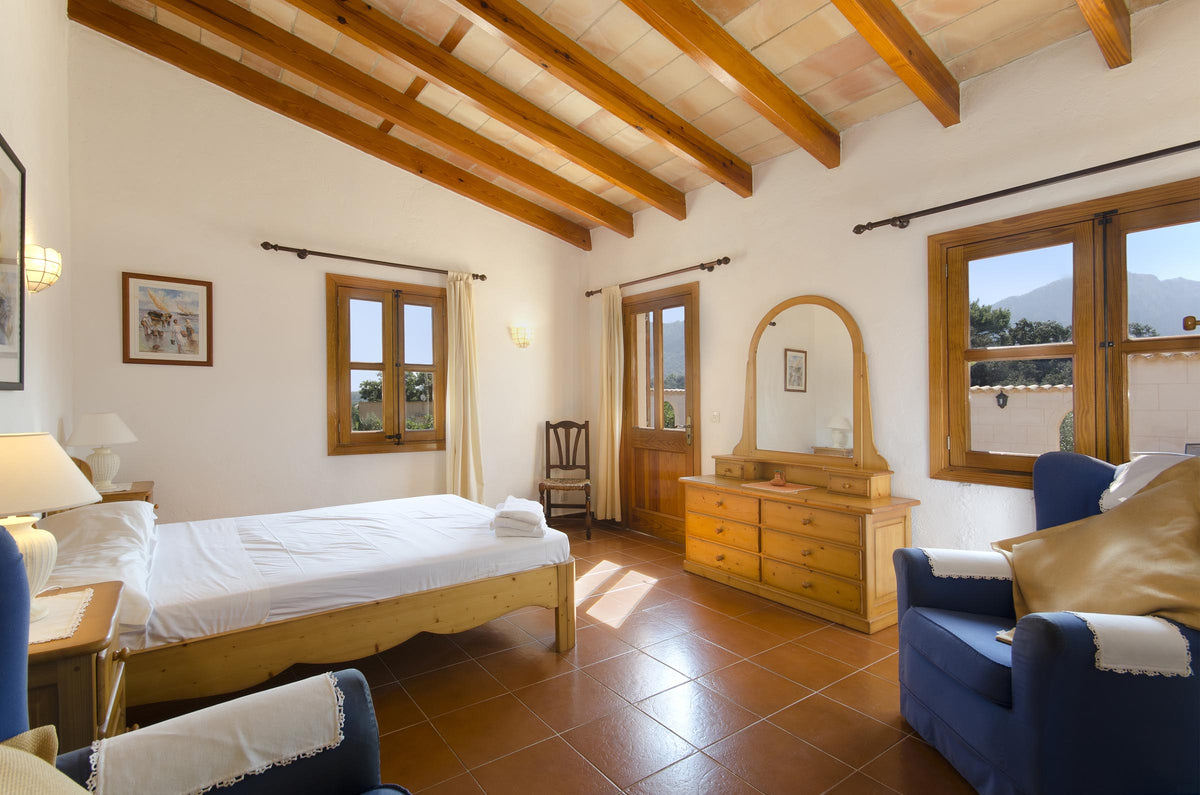 Schlafzimmer der Villa Es Rafal bei Pollença, Mallorca