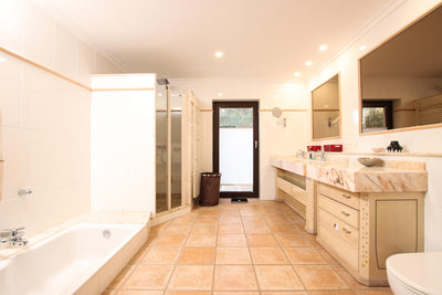 Badezimmer der Villa Horizonte bei Pollença, Mallorca