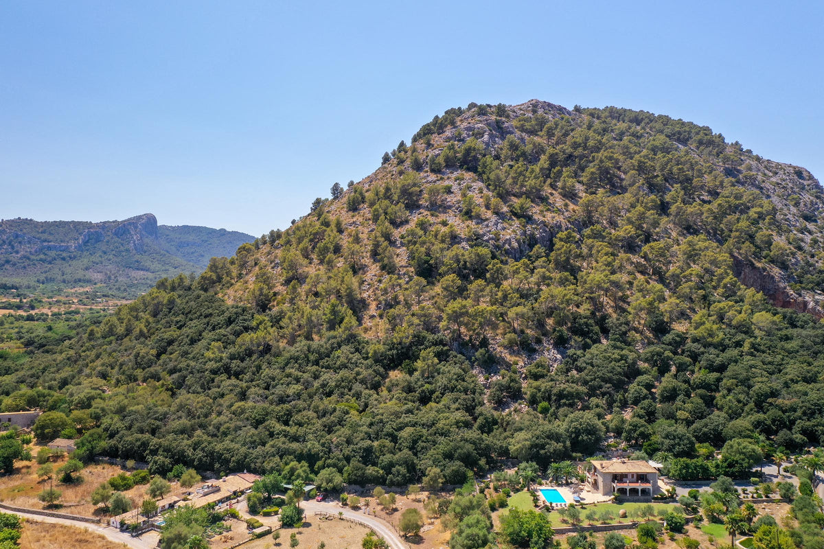 Pool der Villa Miraplomera bei Pollença, Mallorca